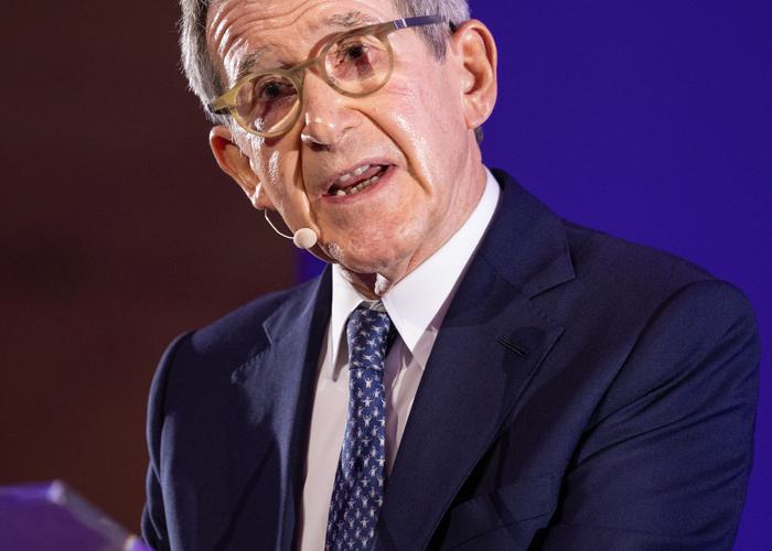 Lord Browne of Madingley FREng FRS, chair of the Queen Elizabeth Prize for Engineering Foundation, during the Queen Elizabeth Prize for Engineering announcement event at the Science Museum in London, UK, on Tuesday, Feb. 6, 2024. Photographer: Jason Alden/QEPrize